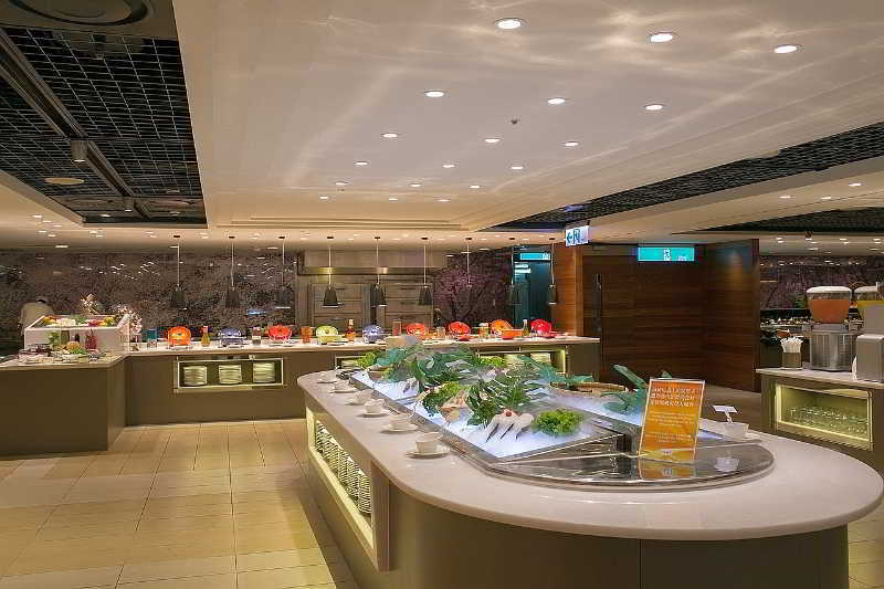 Tayih Landis Hotel Tainan Buitenkant foto The interior of the lounge
