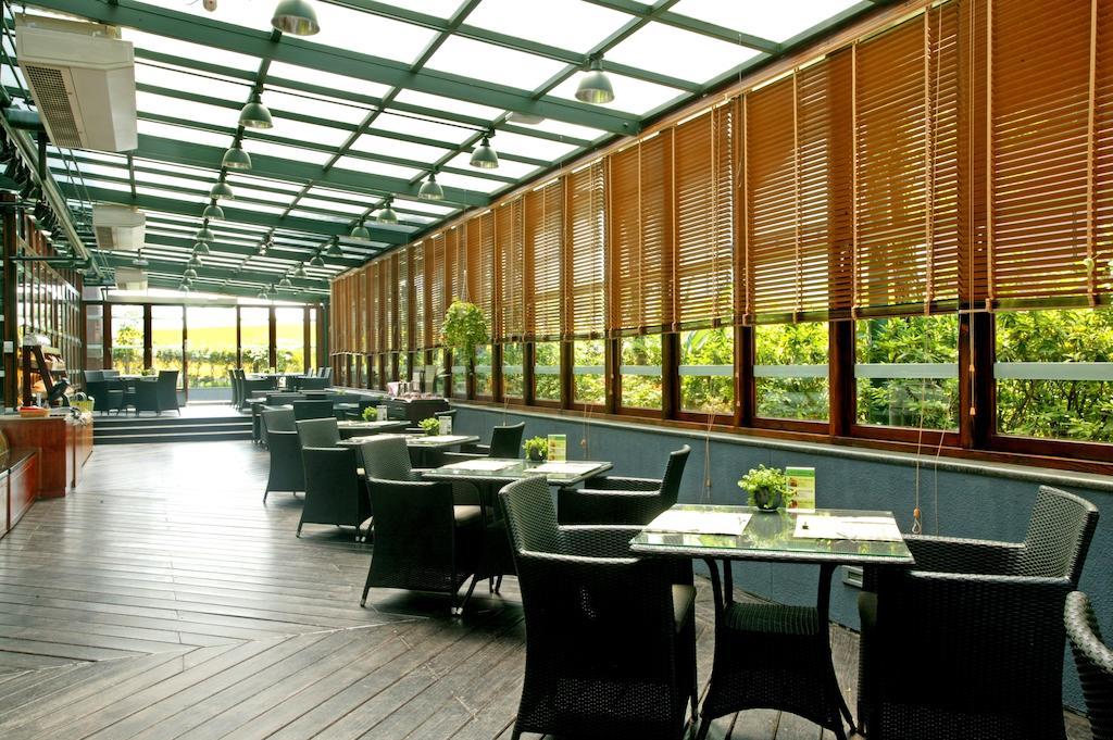 Tayih Landis Hotel Tainan Buitenkant foto The restaurant