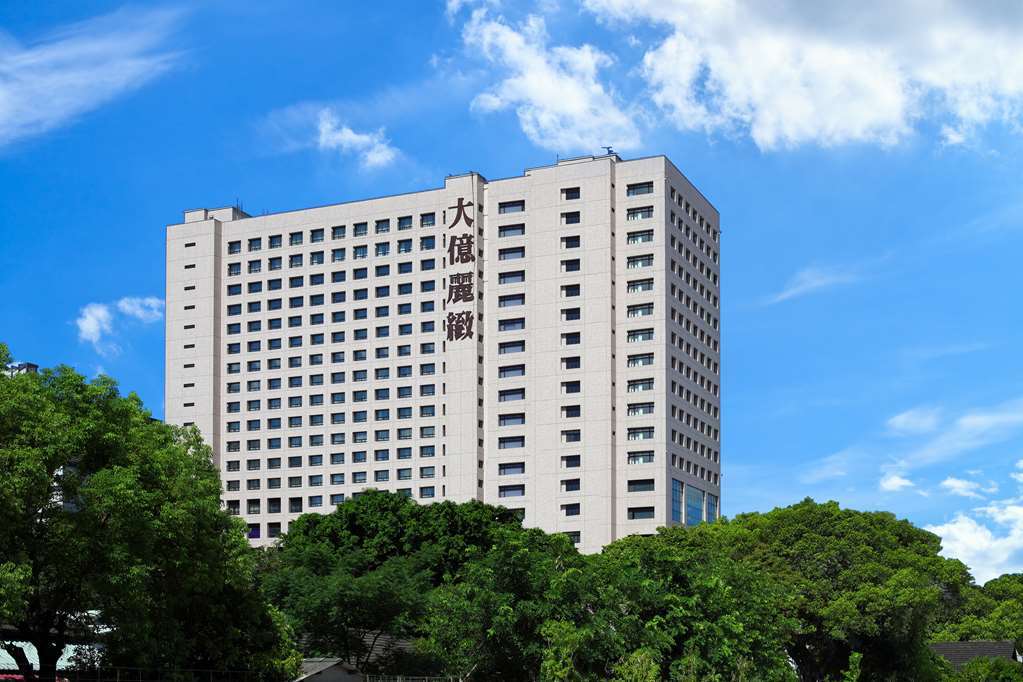 Tayih Landis Hotel Tainan Buitenkant foto Otsu campus