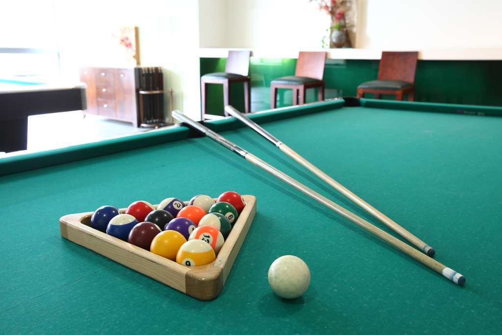 Tayih Landis Hotel Tainan Faciliteiten foto Pool table
