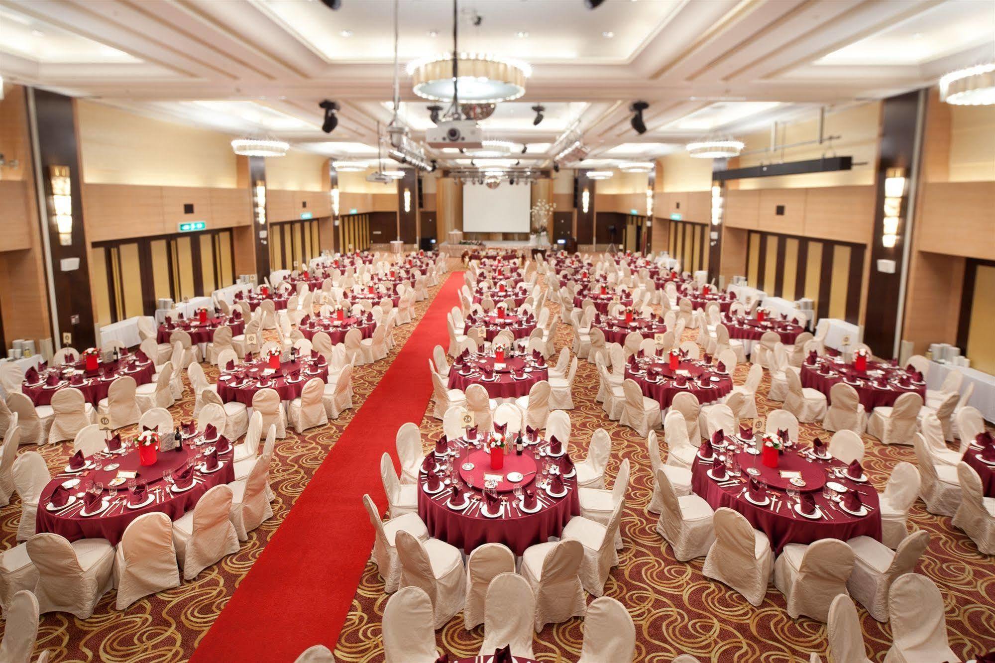 Tayih Landis Hotel Tainan Buitenkant foto The Grand Ballroom