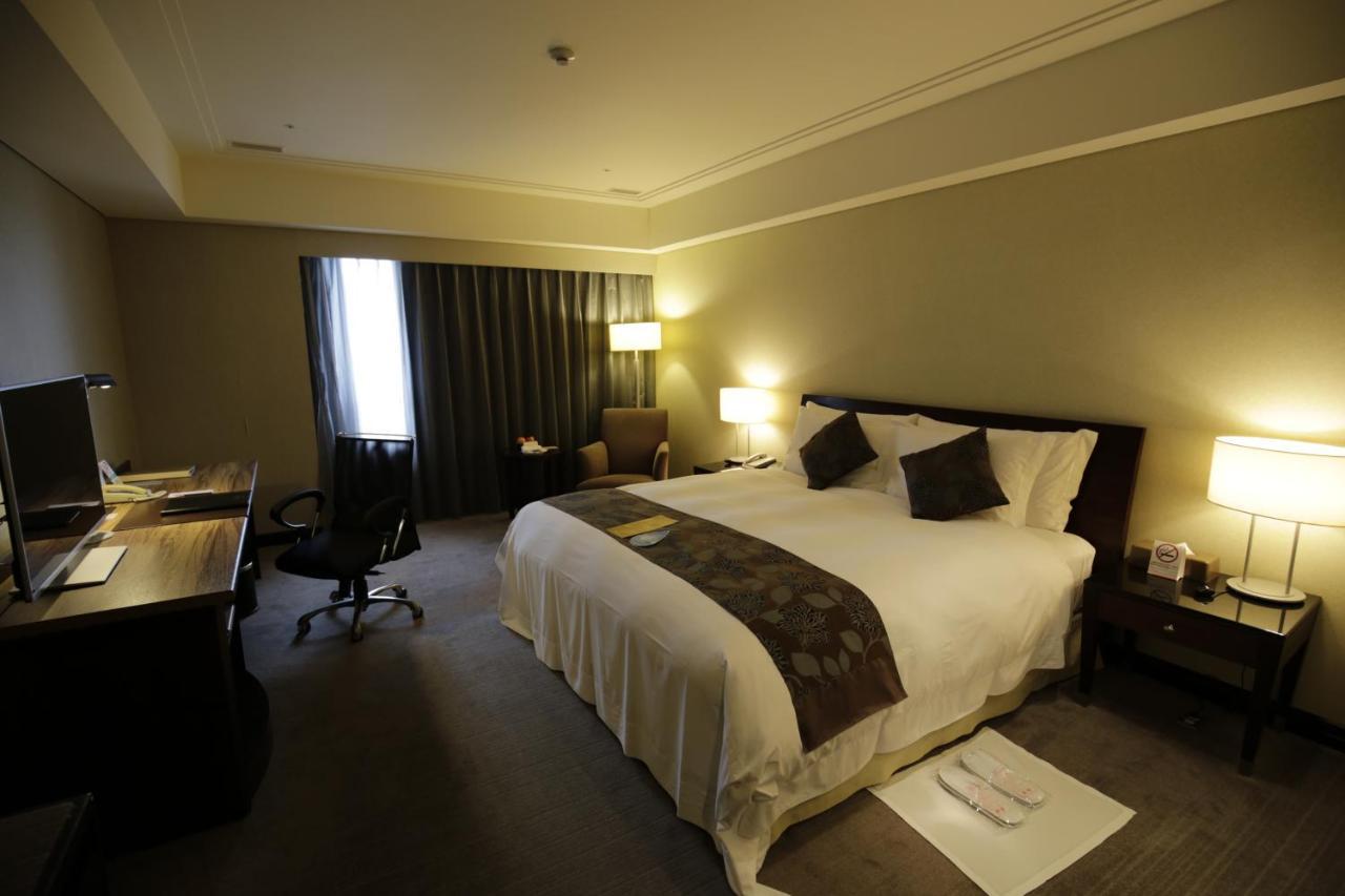 Tayih Landis Hotel Tainan Buitenkant foto Deluxe room
